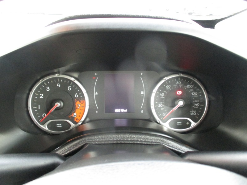 Used Jeep Renegade 2017 for sale - 77781224: Photo 24