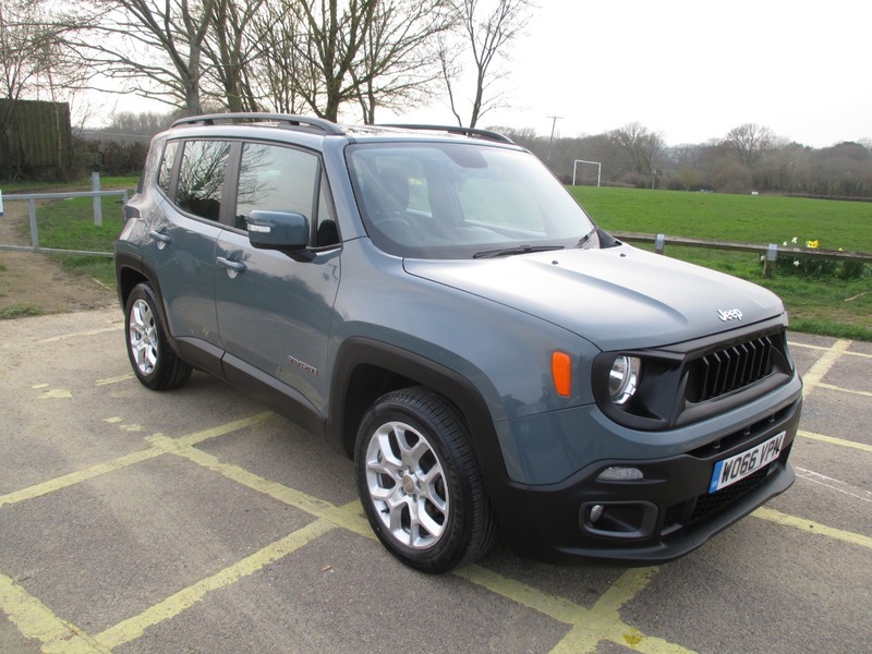Used Jeep Renegade 2017 for sale - 77781224: Photo 3