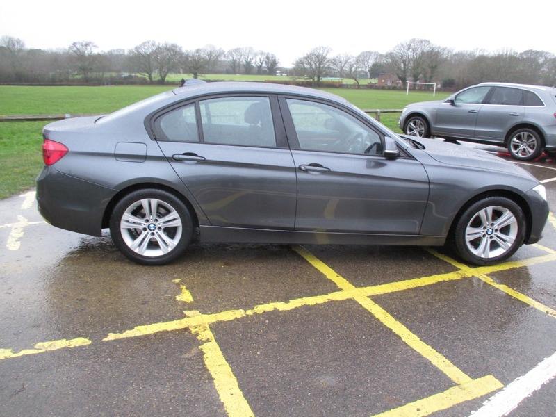 Used BMW 3 Series 2017 for sale - 77129192: Photo 7
