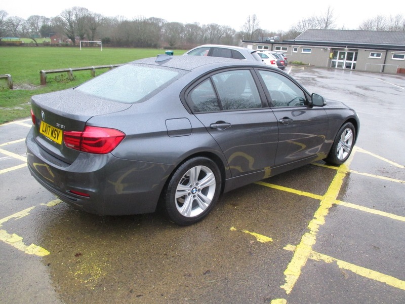 Used BMW 3 Series 2017 for sale - 77129192: Photo 9