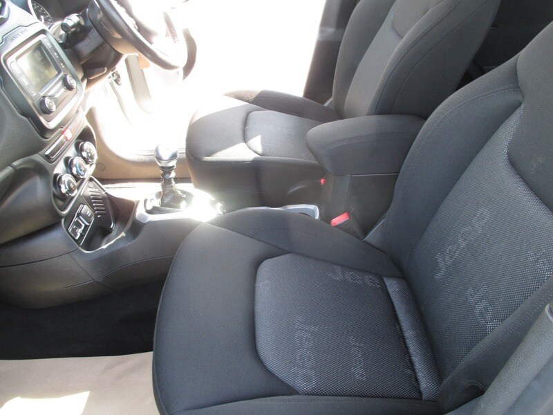 Used Jeep Renegade 2016 for sale - 77968115: Photo 33