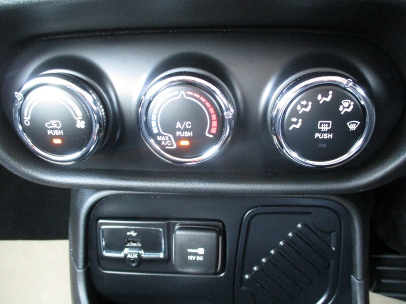 Used Jeep Renegade 2016 for sale - 77968115: Photo 44