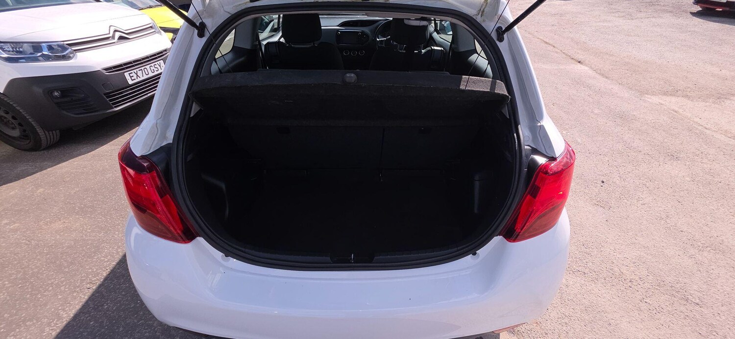 Used Toyota Yaris 2015 for sale - 78170553: Photo 20