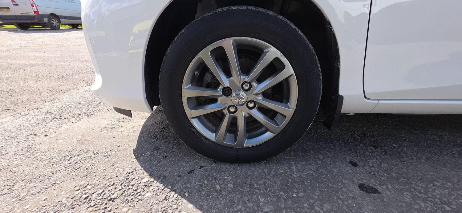 Used Toyota Yaris 2015 for sale - 78170553: Photo 23