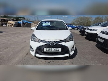 Used Toyota Yaris 2015 for sale - 78170553: Photo