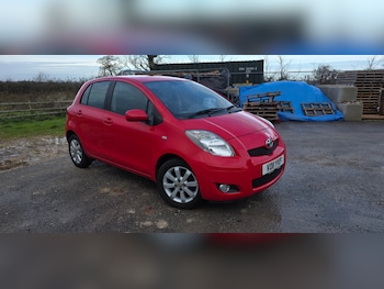 2011 (11) - 1.33 VVT-i T Spirit Nav 5dr [6]