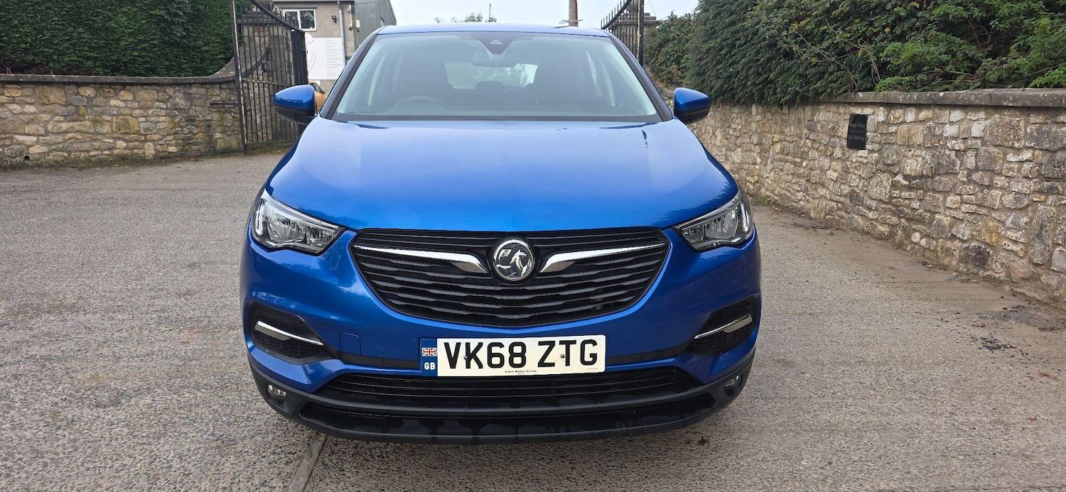 Used Vauxhall Grandland X 2018 for sale - 77042499: Photo 2