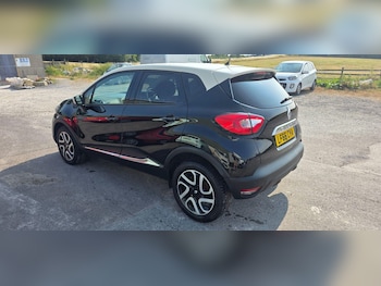 Used Renault Captur 2016 for sale - 79412880: Photo