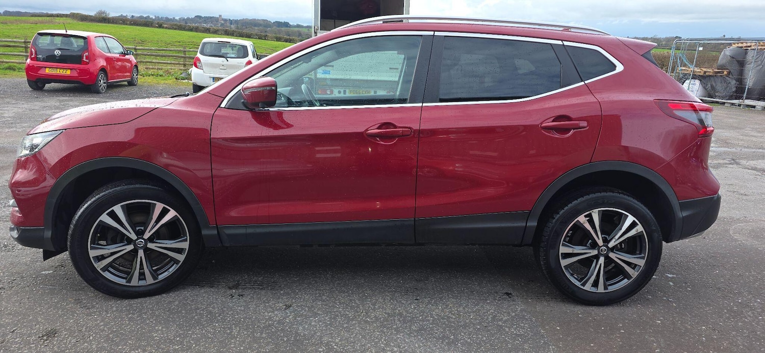 Used Nissan Qashqai 2018 for sale - 77633827: Photo 4