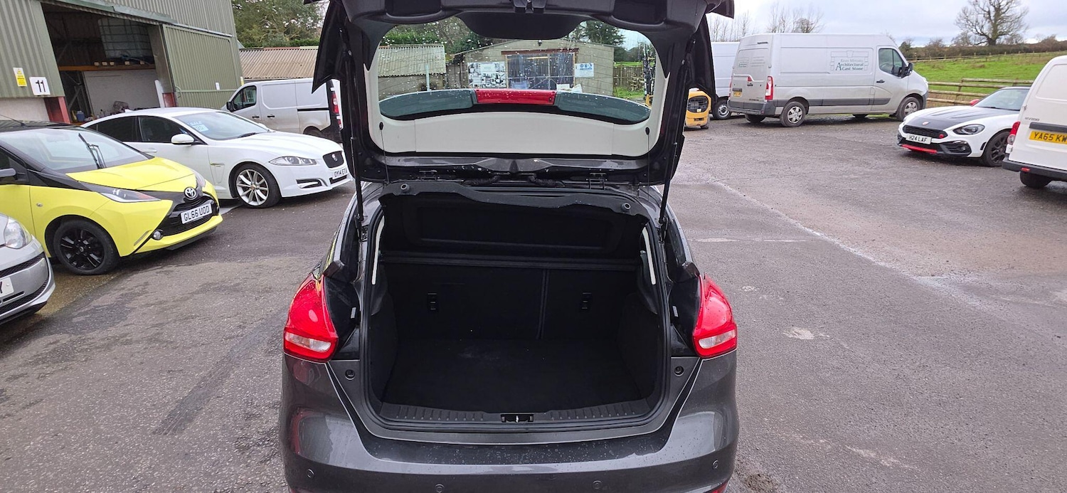 Used Ford Focus for sale - 77695816: Photo 16