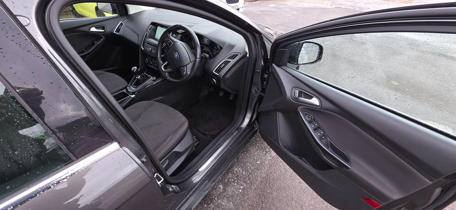 Used Ford Focus for sale - 77695816: Photo 9