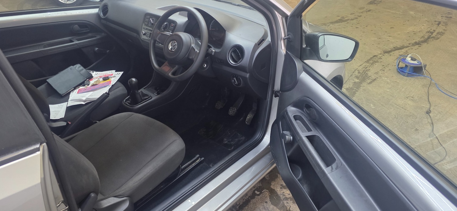 Used Volkswagen up! 2013 for sale - 77072870: Photo 12