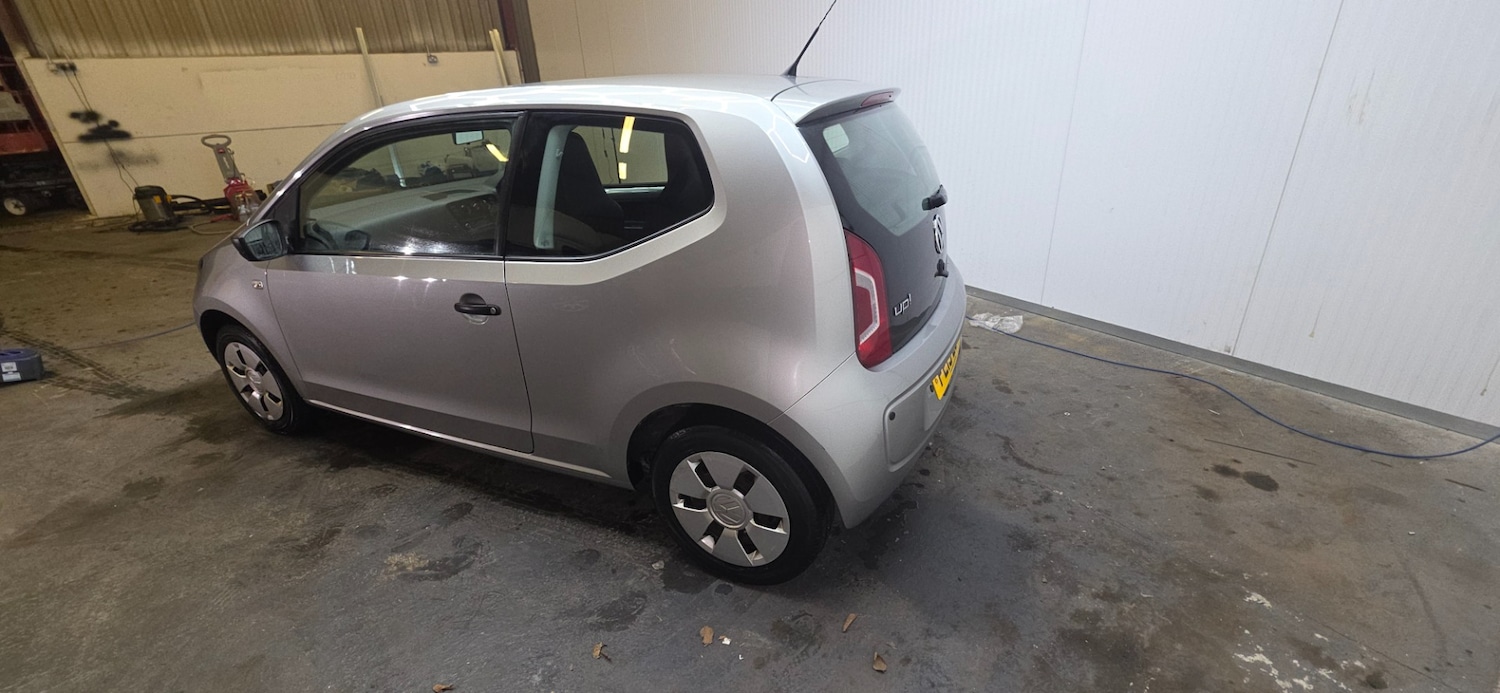 Used Volkswagen up! 2013 for sale - 77072870: Photo 5