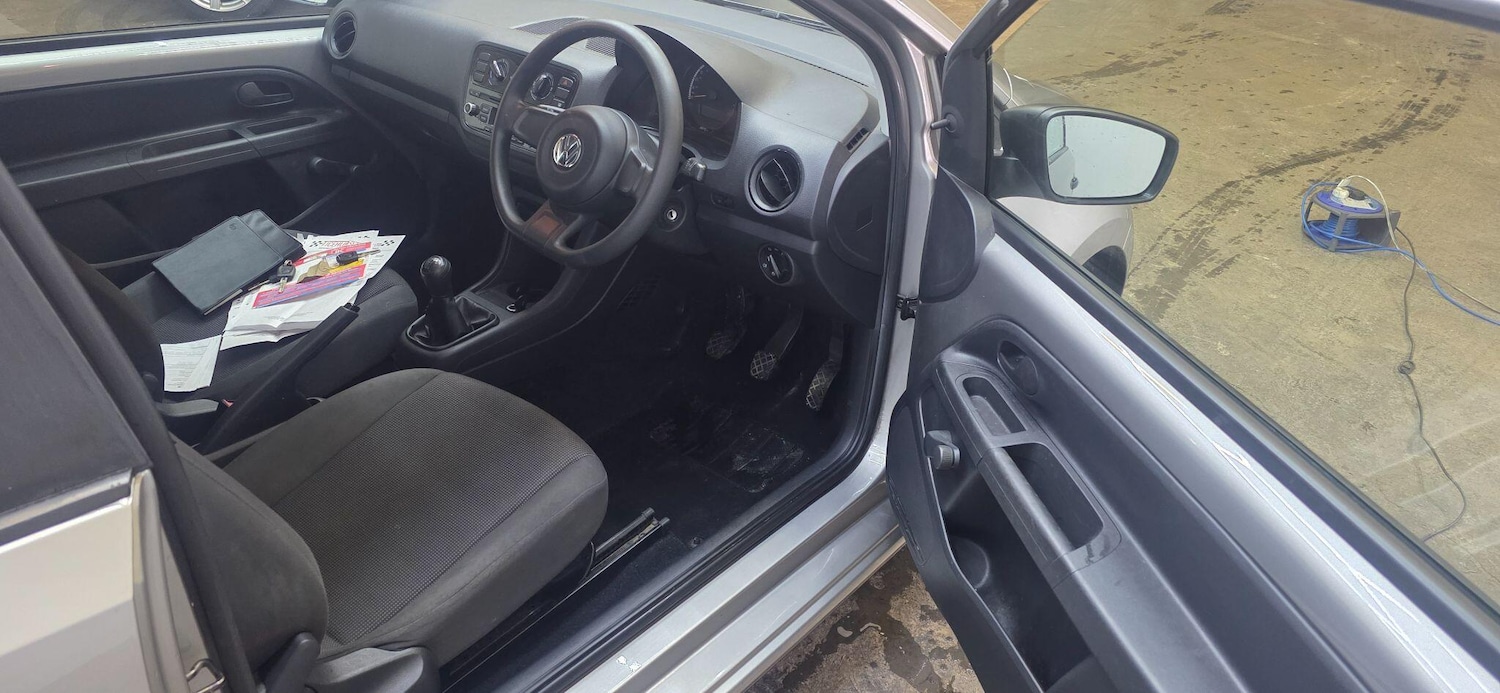 Used Volkswagen up! 2013 for sale - 78171424: Photo 11