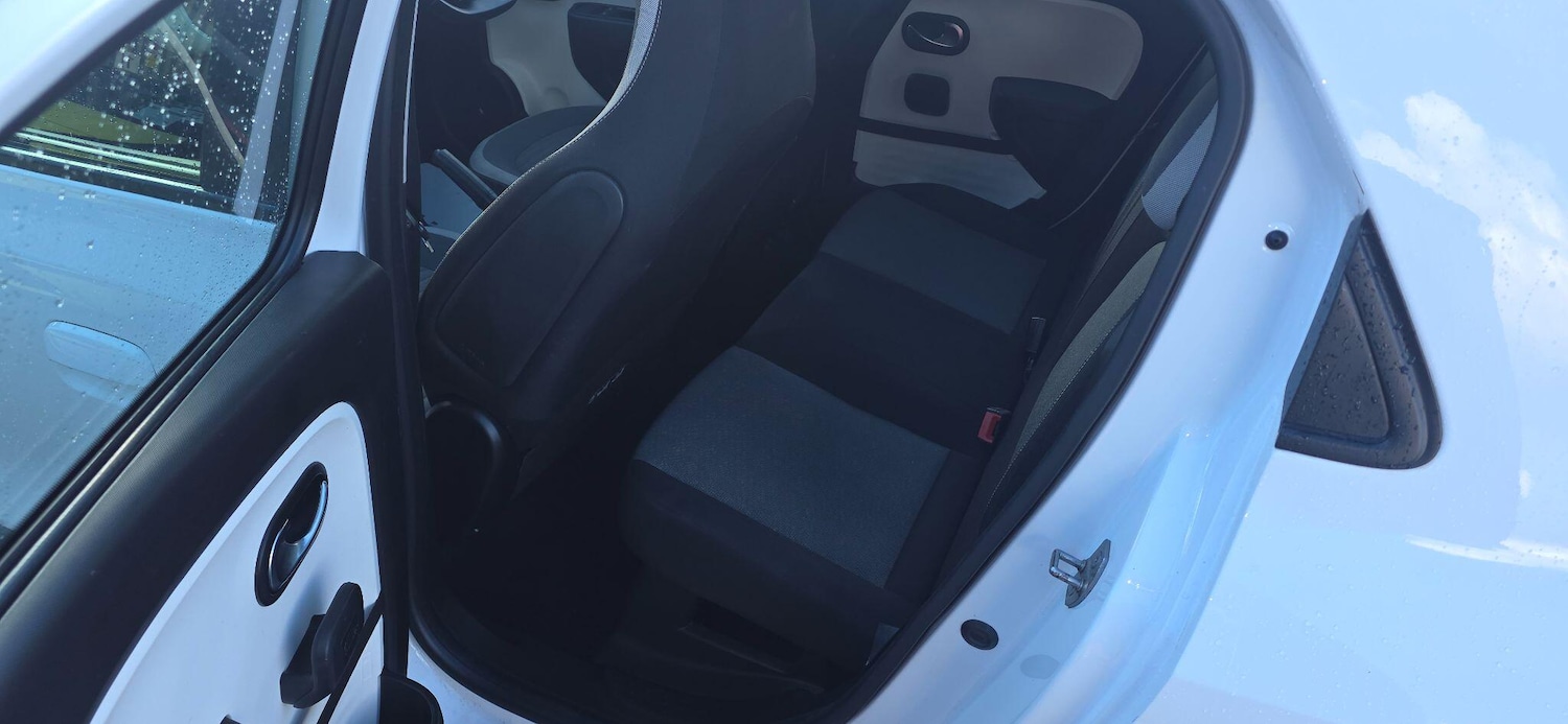 Used Renault Twingo 2015 for sale - 78170854: Photo 11