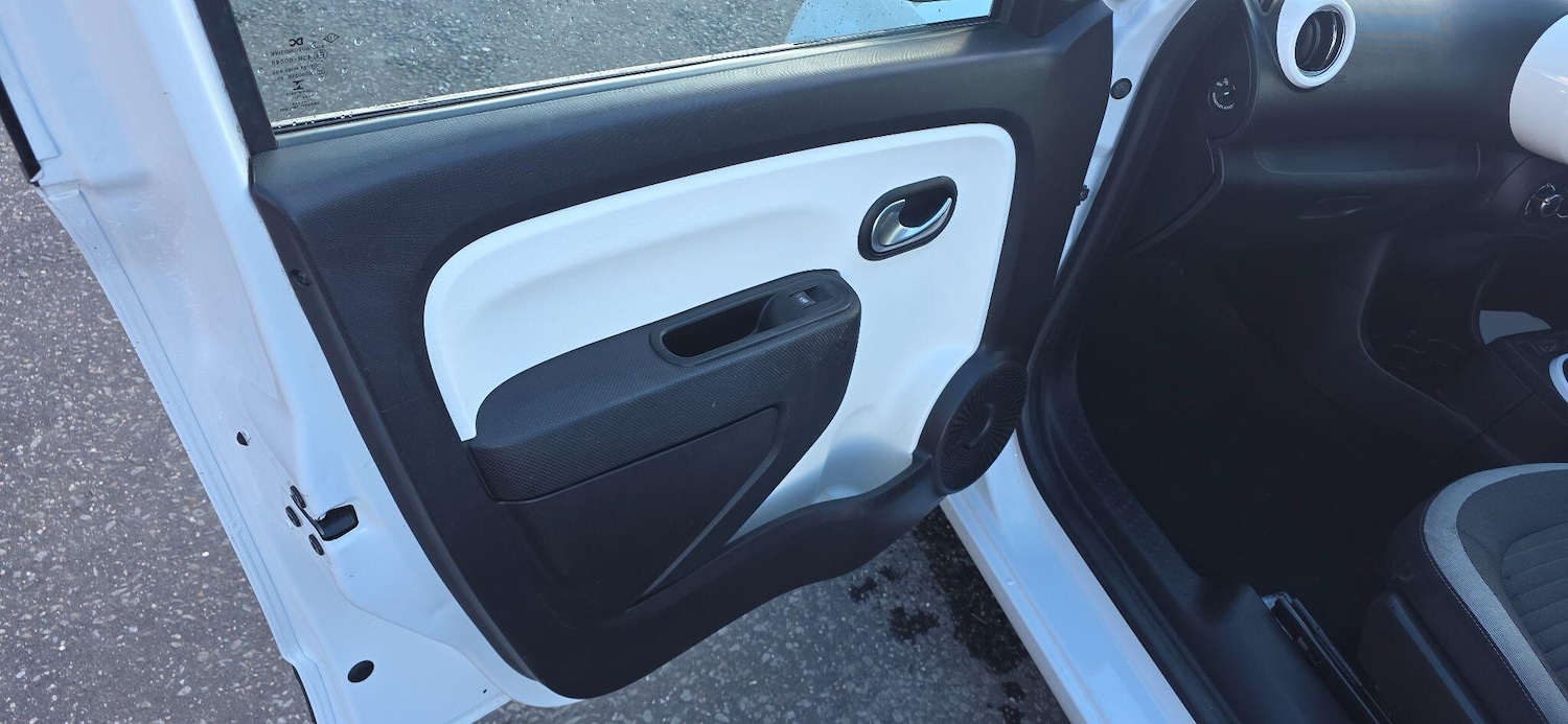 Used Renault Twingo 2015 for sale - 78170854: Photo 13
