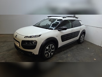 Used Citroen C4 Cactus 2015 for sale - 77375812: Photo