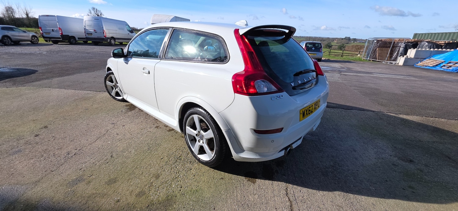Used Volvo C30 2013 for sale - 77562619: Photo 9