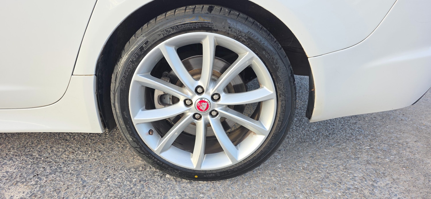 Used Jaguar XF 2014 for sale - 77071744: Photo 10