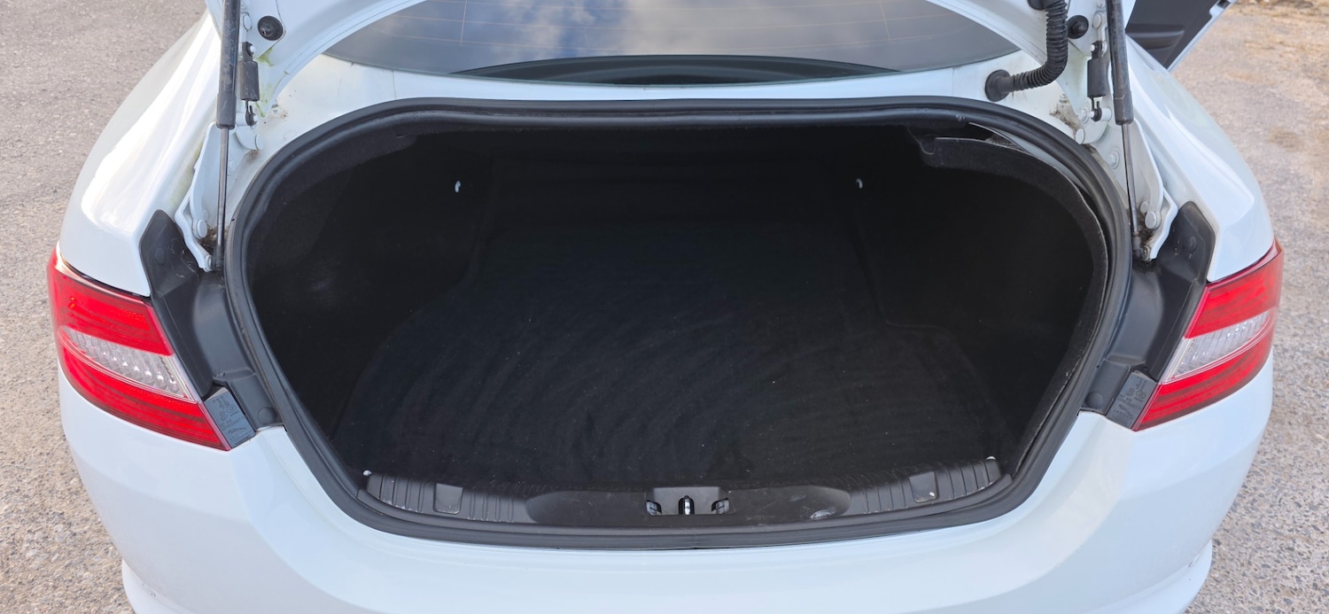 Used Jaguar XF 2014 for sale - 77071744: Photo 15