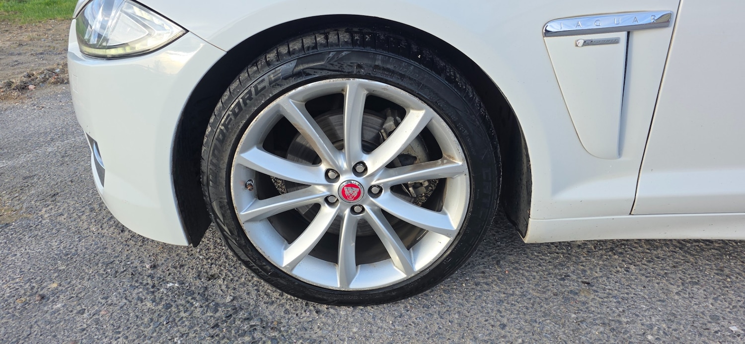 Used Jaguar XF 2014 for sale - 77071744: Photo 9