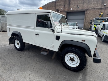 Used Land Rover Defender 2006 for sale - 76249449: Photo