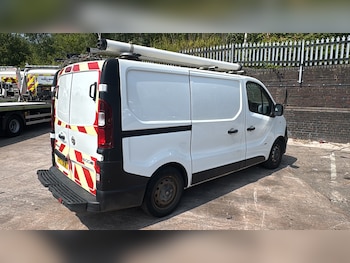 Used Vauxhall Vivaro 2017 for sale - 79223963: Photo