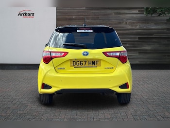 Used Toyota Yaris 2017 for sale - 79338066: Photo