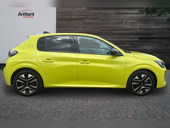 Used Peugeot 208 2024 for sale - 79035211: Photo