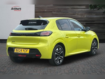 Used Peugeot 208 2024 for sale - 79035211: Photo