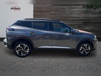 Used Peugeot 2008 2023 for sale - 79051073: Photo