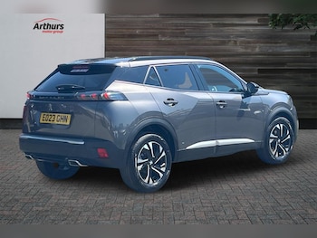 Used Peugeot 2008 2023 for sale - 79051073: Photo