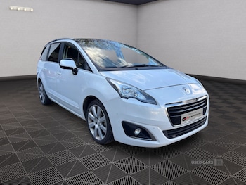 Used Peugeot 5008 2015 for sale - 79084994: Photo