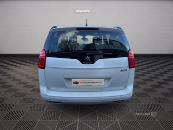 Used Peugeot 5008 2015 for sale - 79084994: Photo