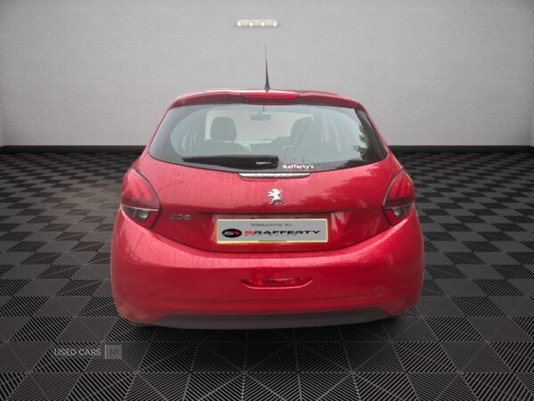 Used Peugeot 208 2015 for sale - 76284894: Photo 4