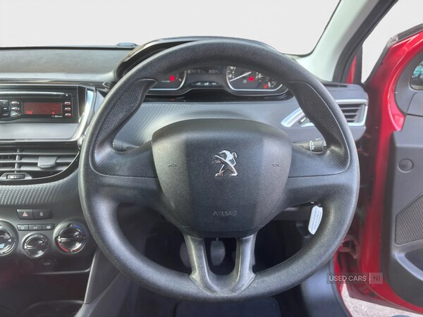 Used Peugeot 208 2015 for sale - 76284894: Photo 8