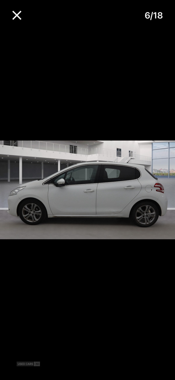 Used Peugeot 208 2014 for sale - 77647267: Photo 4