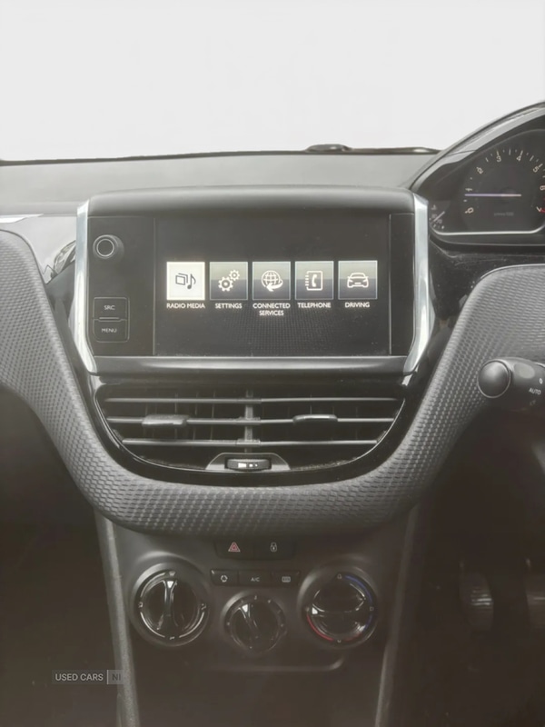 Used Peugeot 208 2015 for sale - 76998372: Photo 7