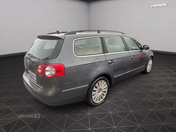 Used Volkswagen Passat 2010 for sale - 76998301: Photo 6