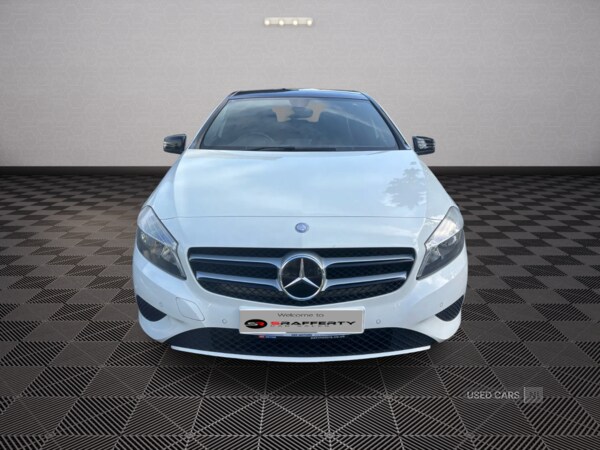 Used Mercedes-Benz A-Class 2014 for sale - 76215969: Photo 2