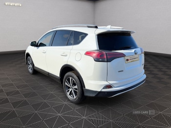 Used Toyota RAV4 2015 for sale - 77754624: Photo