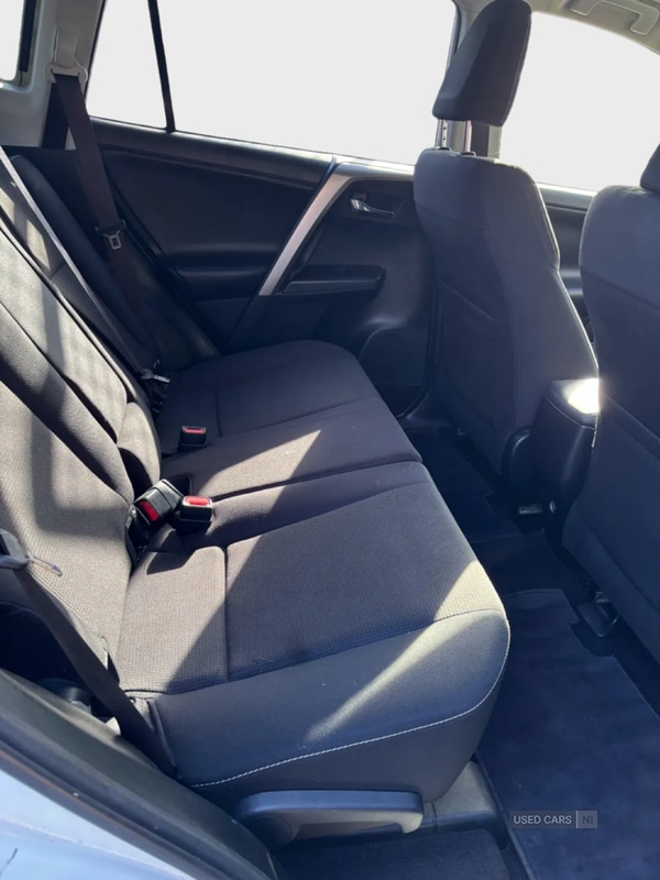 Used Toyota RAV4 2015 for sale - 77754624: Photo 5