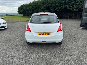 Used Suzuki Swift 2015 for sale - 79050282: Photo