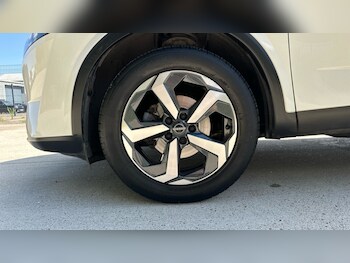 Used Nissan Qashqai 2023 for sale - 77004959: Photo