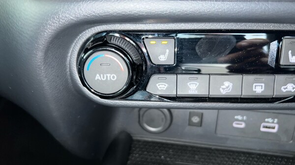 Used Nissan Juke 2024 for sale - 75333341: Photo 37