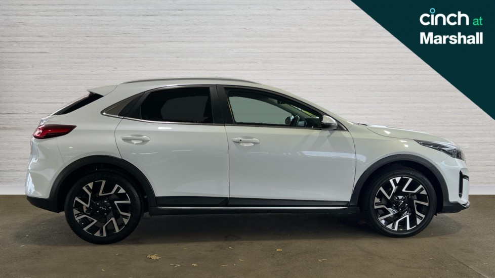 Used Kia XCeed 2022 for sale - 76533800: Photo 2