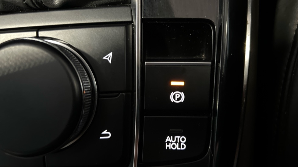 Used Mazda CX-30 2022 for sale - 76872823: Photo 29