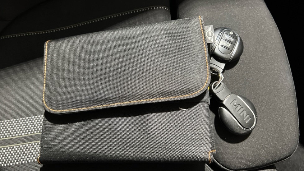 Used MINI Hatch 2017 for sale - 76874063: Photo 22