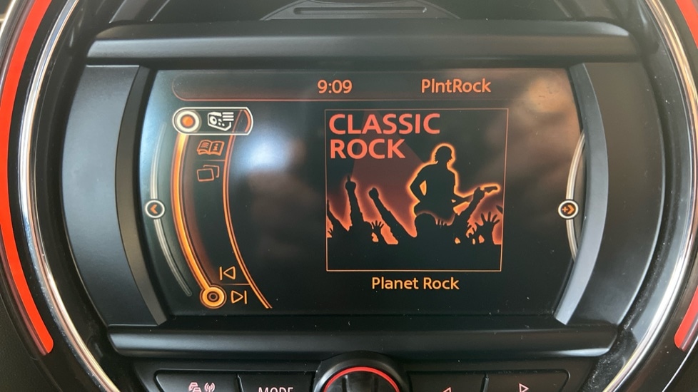 Used MINI Hatch 2017 for sale - 76874063: Photo 28