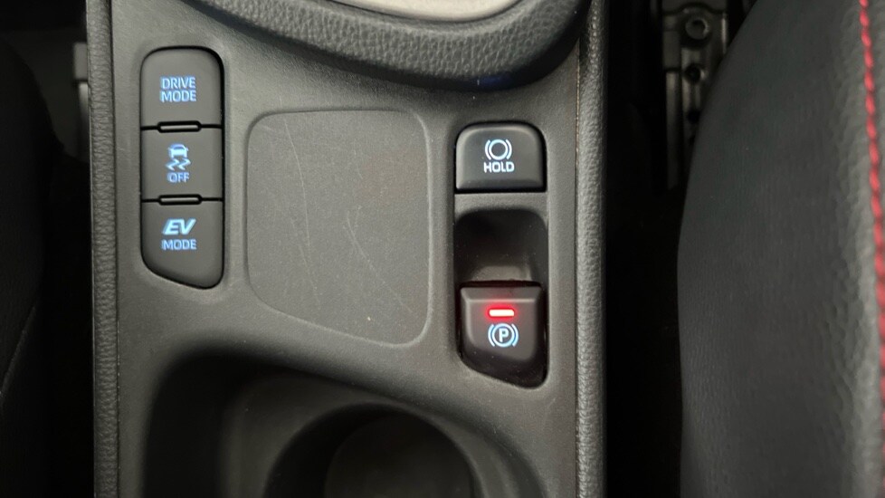 Used Toyota Yaris Cross 2023 for sale - 76869657: Photo 35